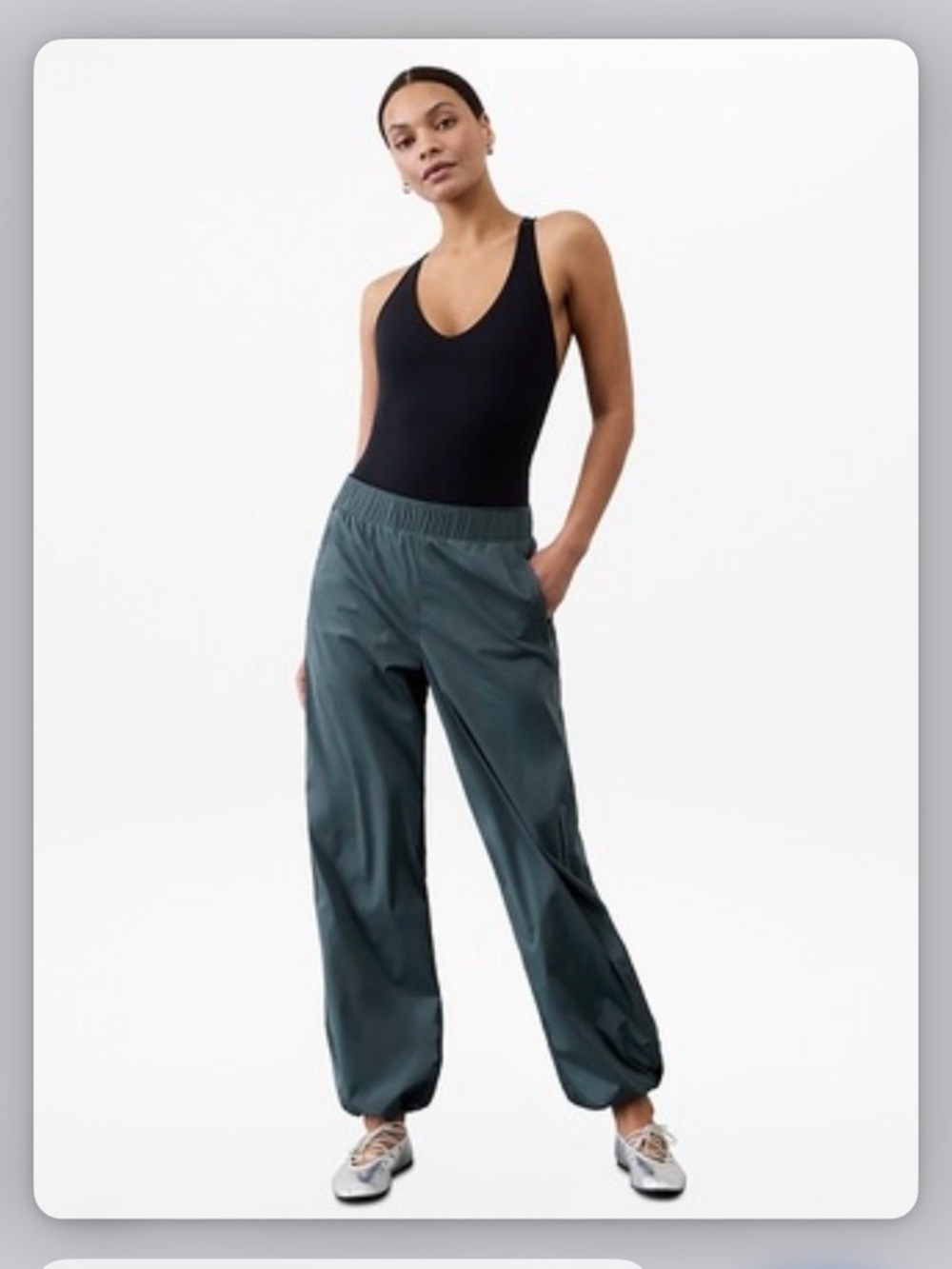 ATHLETA BLACK RISE PANT M Track Pants with Drawcord Ankles NWOT